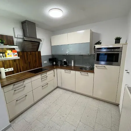Beautiful Modern Flat With Private Terrace In